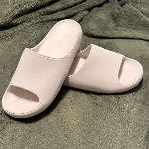 32 Degrees Women's White Slide Sandals